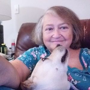 Meet your Posher, Deborah